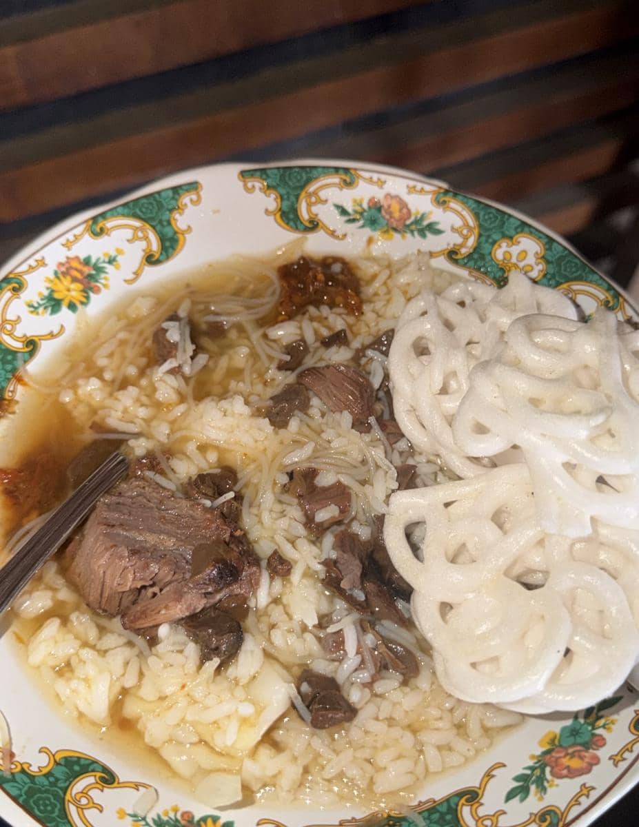 Titi Kamal liburan di Magelang