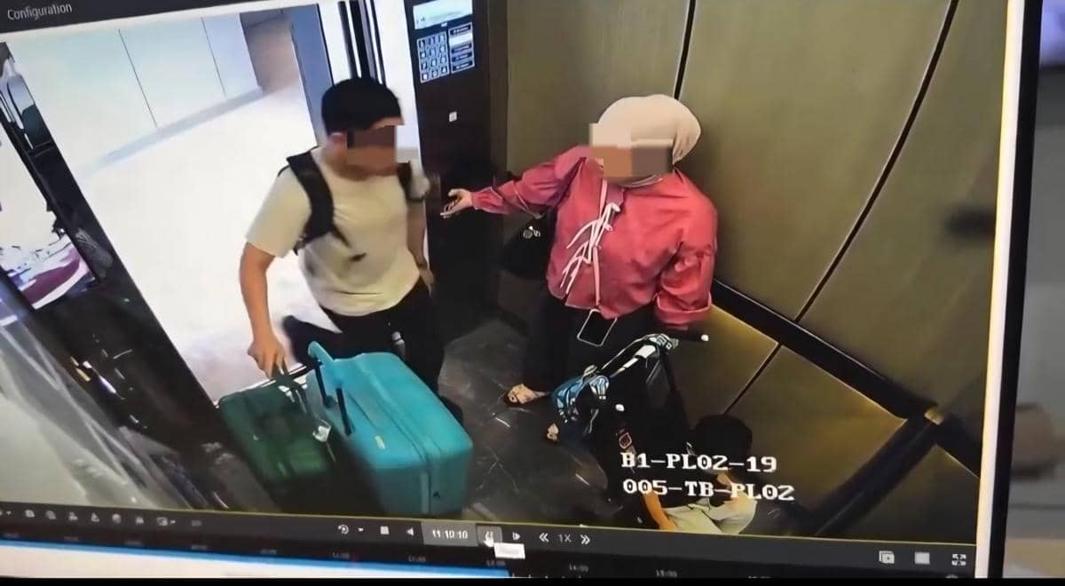Viral Video Penganiayaan Bocah, Suami-Istri Tendang Anak di Lift