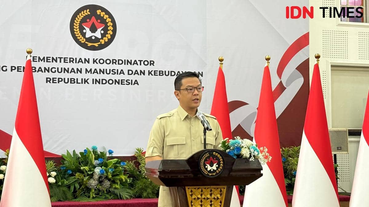 Menko PMK: Penanganan Karhutla Dimaksimalkan, Bantuan Asing Dikaji