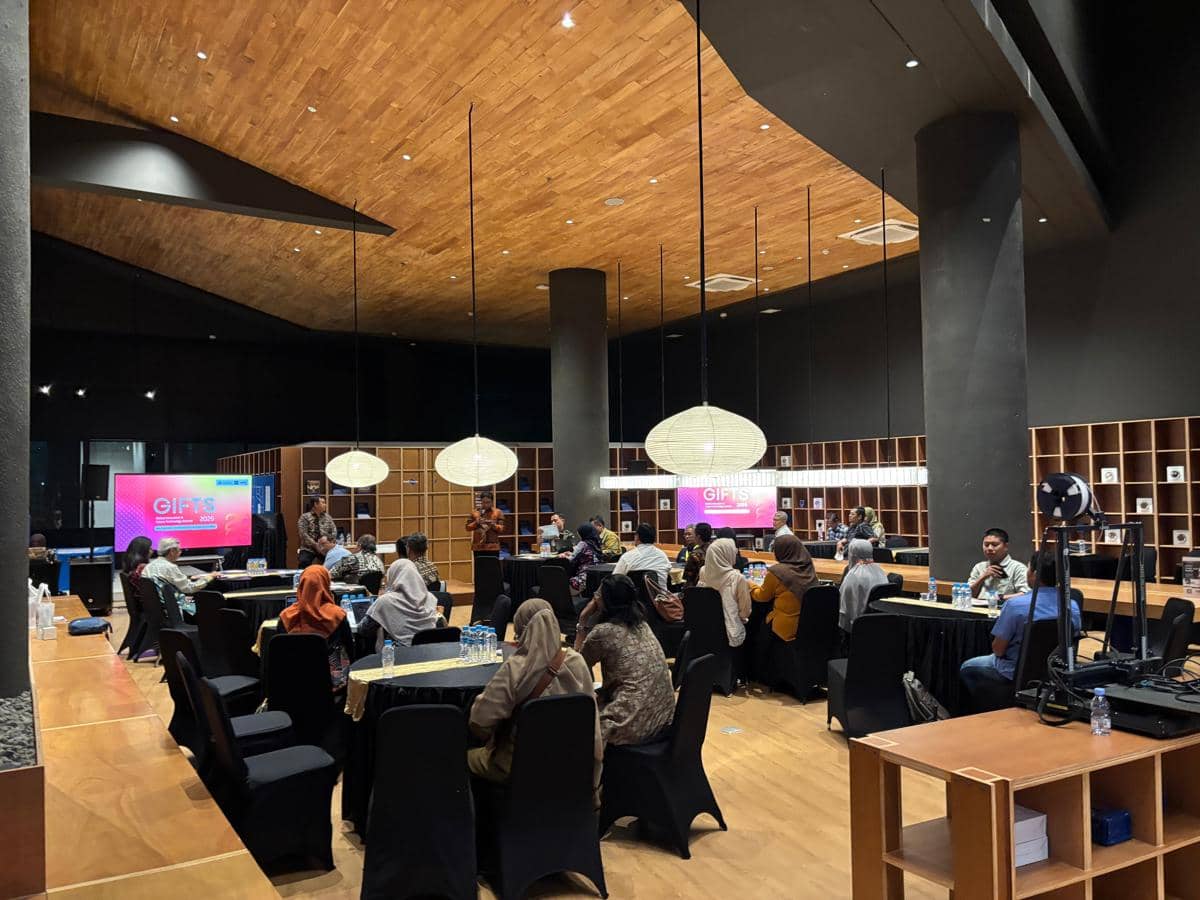 Agenda Global Innovation and Future Technology Summit (GIFTS) 2026, di Gelanggang Inovasi dan Kreativitas Universitas Gadjah Mada (GIK UGM), Kamis (22/10/2026). (IDN Times/Herlambang Jati Kusumo)