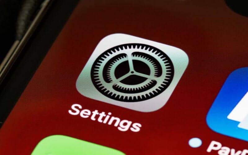 ilustrasi menu pengaturan pada smartphone