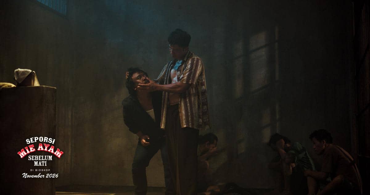 Potongan adegan dari film berjudul Seporsi Mie Ayam Sebelum Mati produksi Sinergi Pictures.