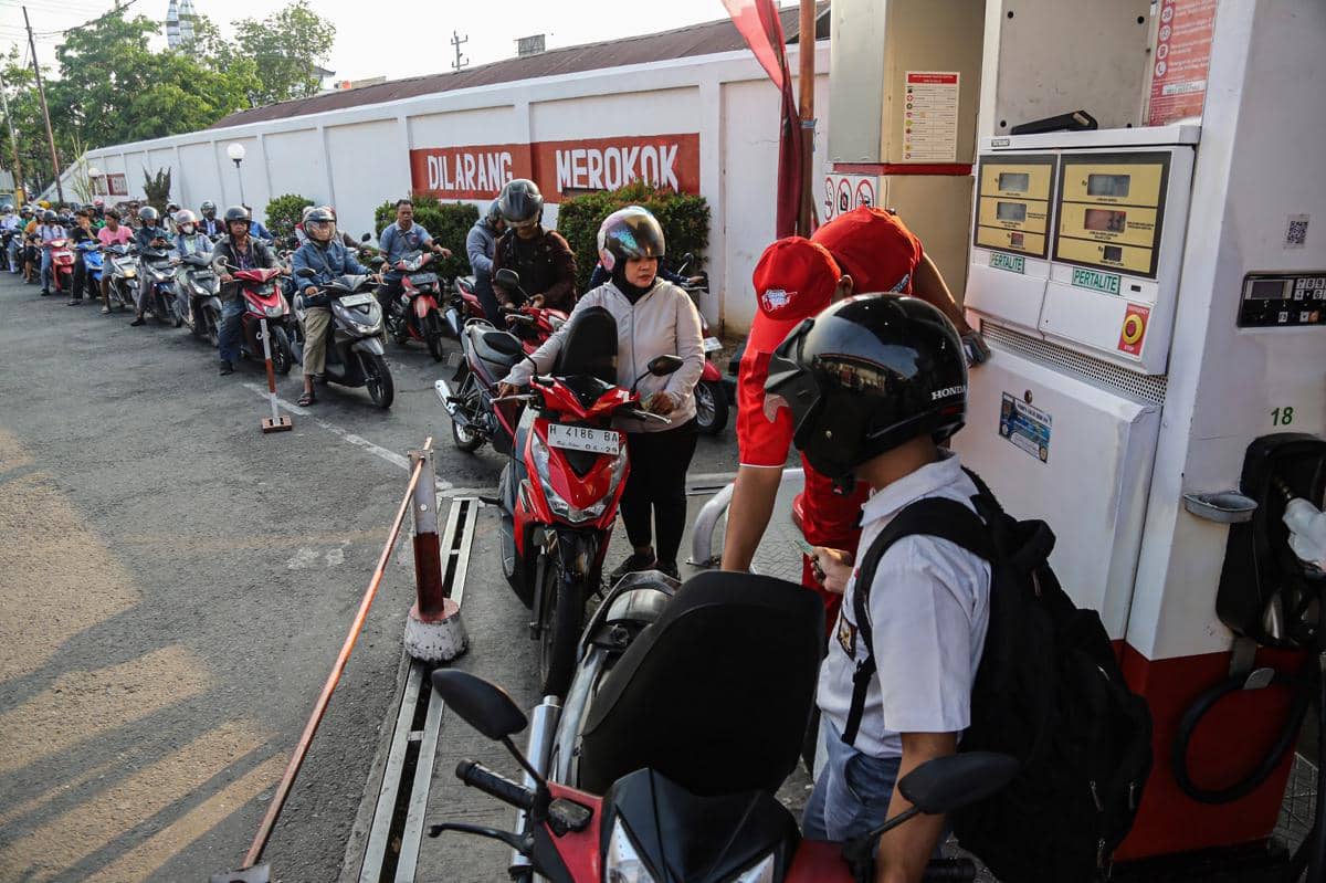 Antrean BBM SPBU Mengular di Kaltim, Gubernur Curhat Ini pada Bahlil