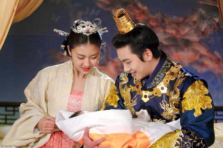 Ha Ji Won dan Ji Chang Wook dalam drama Empress Ki