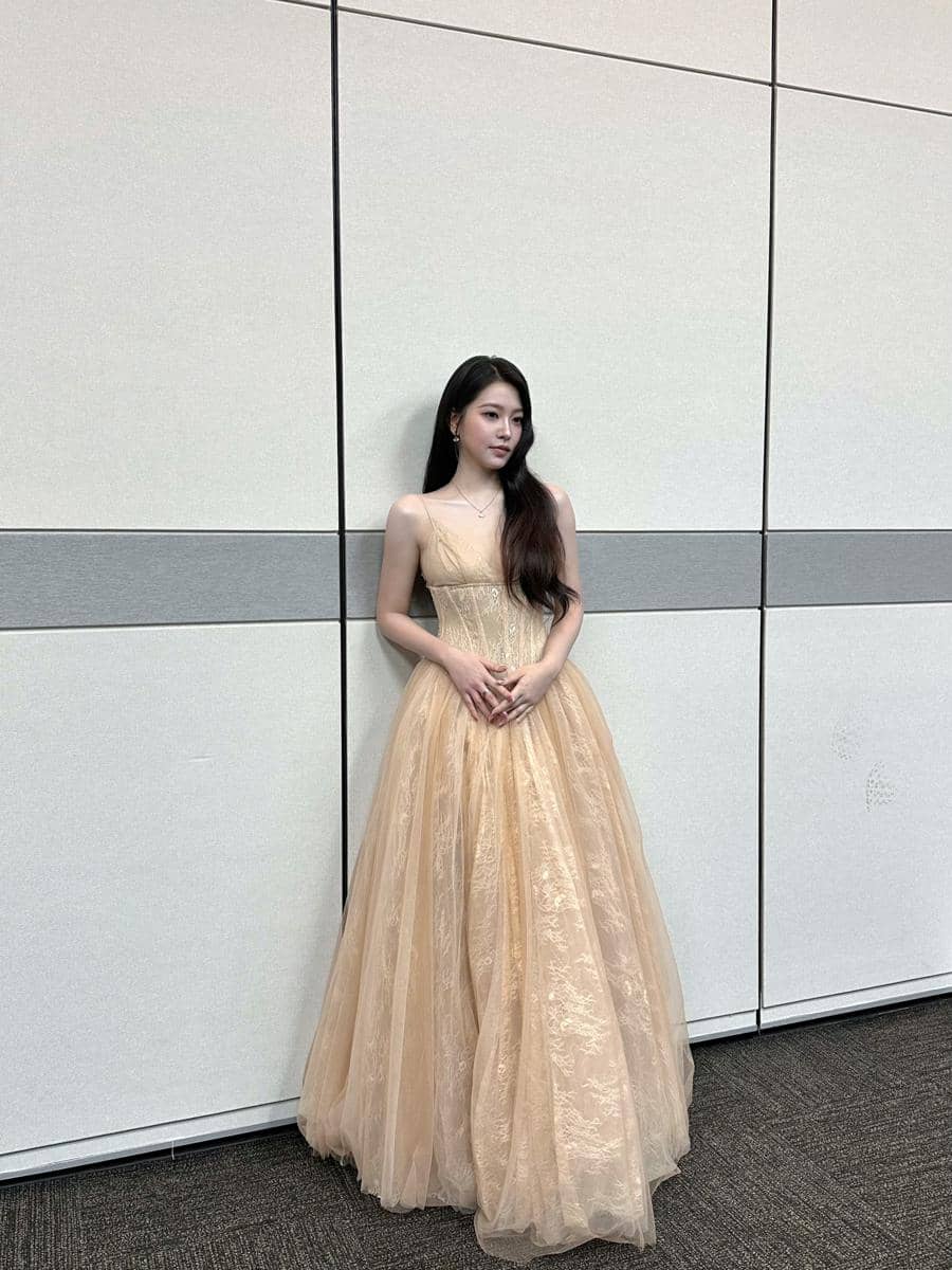 dress ke pesta ala idol K-Pop
