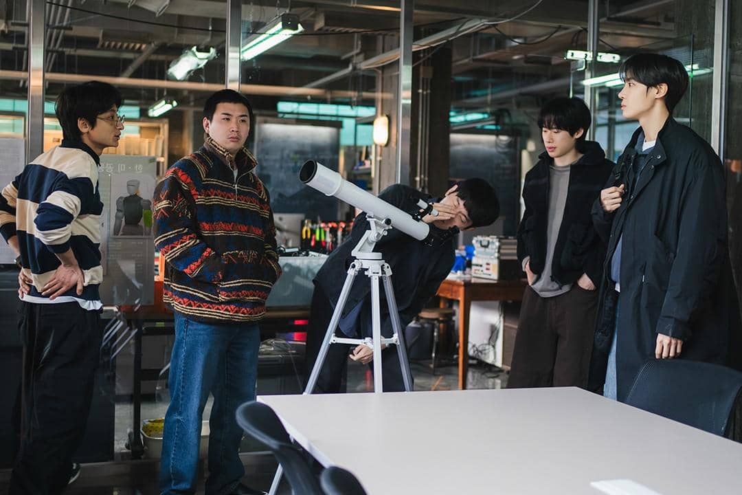still cuts drama Between Steps