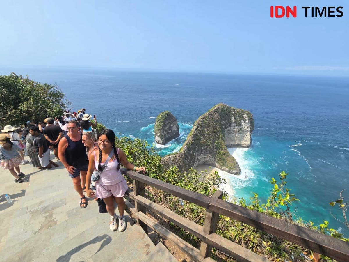 Jalur Curam Pantai Kelingking Akan Dibangun Tangga Permanen