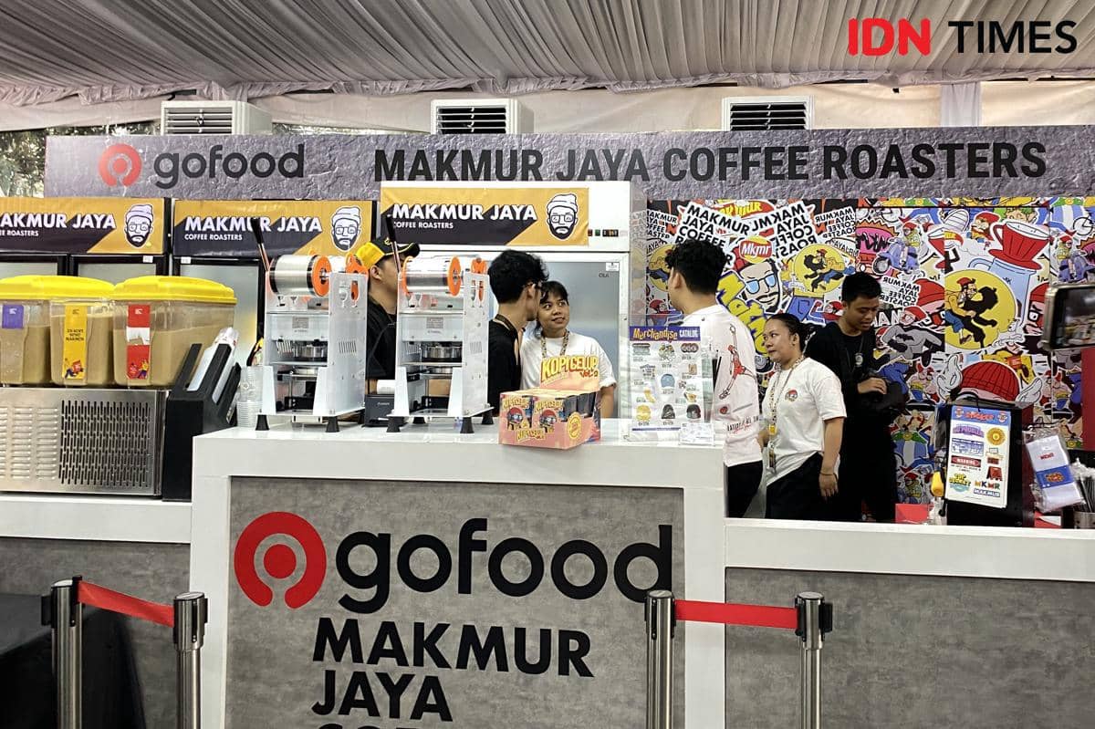 Potret Tenant Makmur Jaya Coffee Roasters 