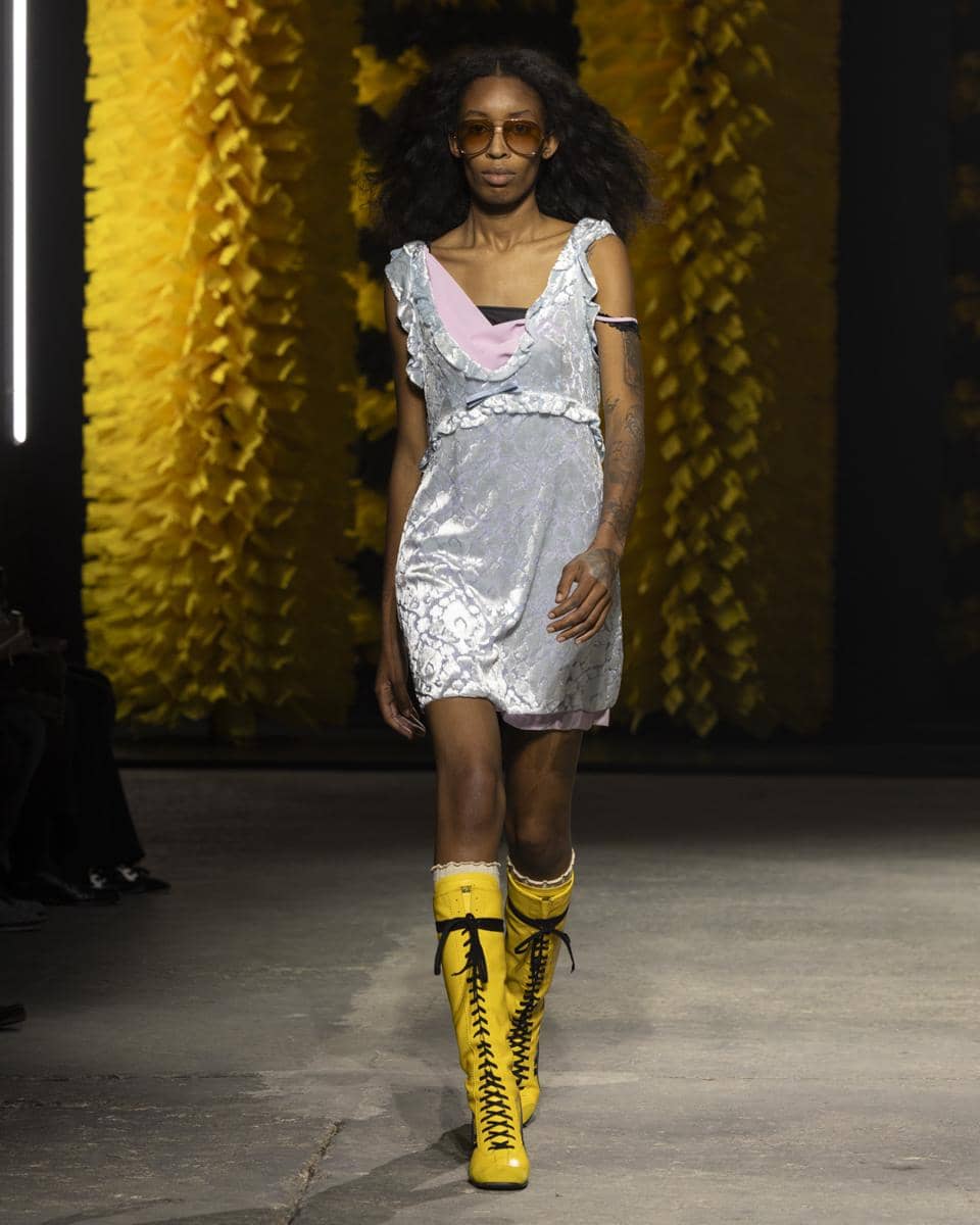 Koleksi Onitsuka Tiger SS27 di Milan Fashion Week 2026