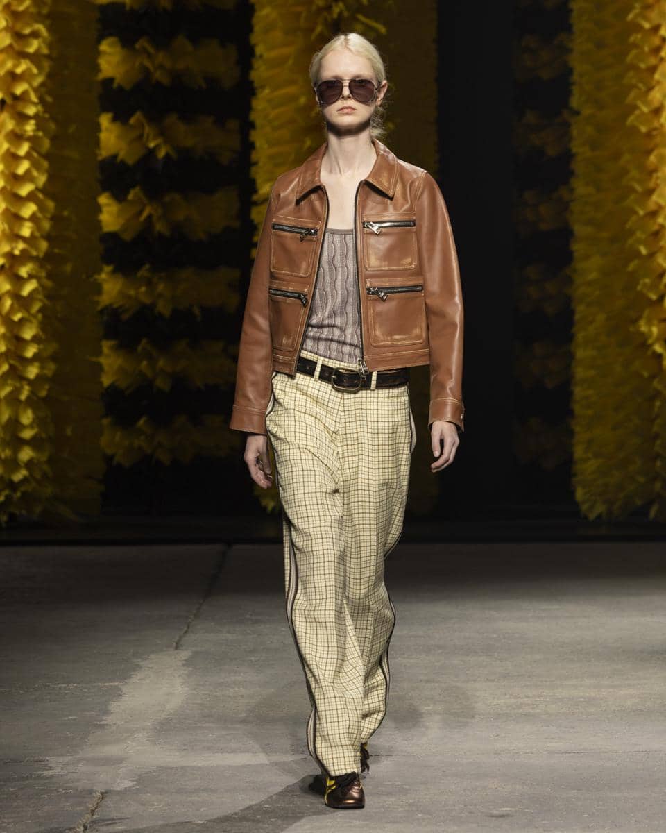 Koleksi Onitsuka Tiger SS27 di Milan Fashion Week 2026