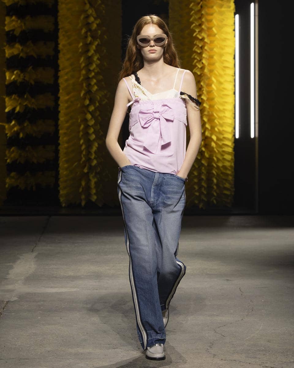 Koleksi Onitsuka Tiger SS27 di Milan Fashion Week 2026 