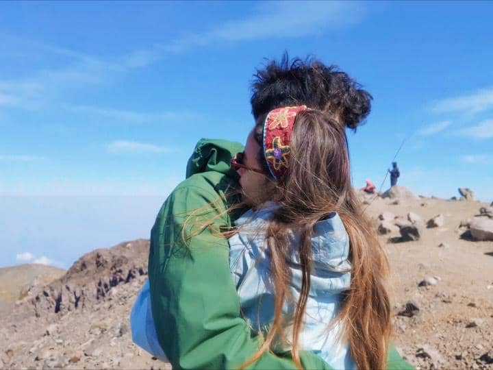 Bella Graceva mendaki Gunung Slamet