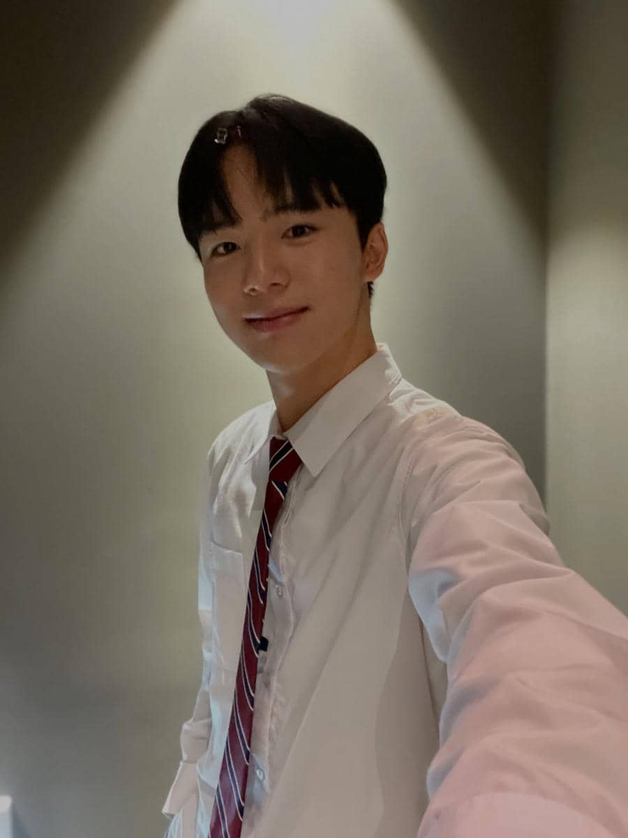 Potret Moon Woo Jin