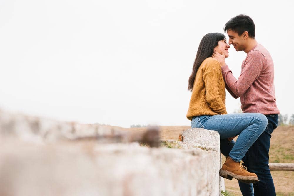 ilustrasi pasangan romantis