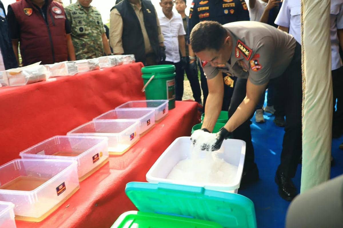 Polisi Gerebek Laboratorium Sabu di Aceh, Sita Barang Bukti 1,2 Ton