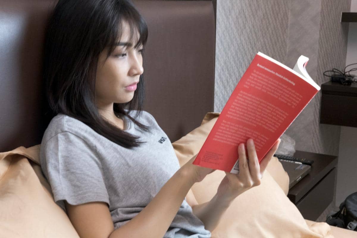 Gak Perlu Joki! 5 Langkah Menikmati Buku di Tengah Kesibukan Sehari-hari