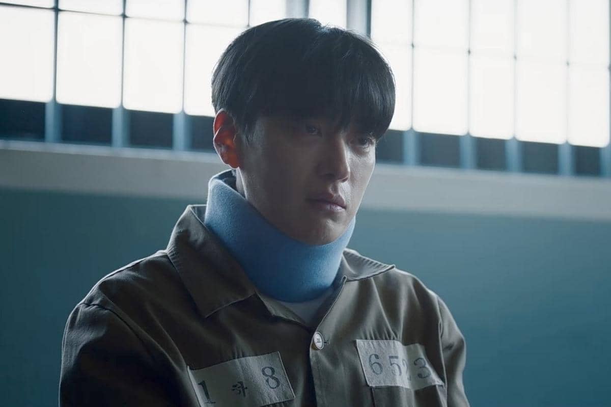 Kenapa Na Dae Il Masuk Penjara di Doctor X: Mafia in White?