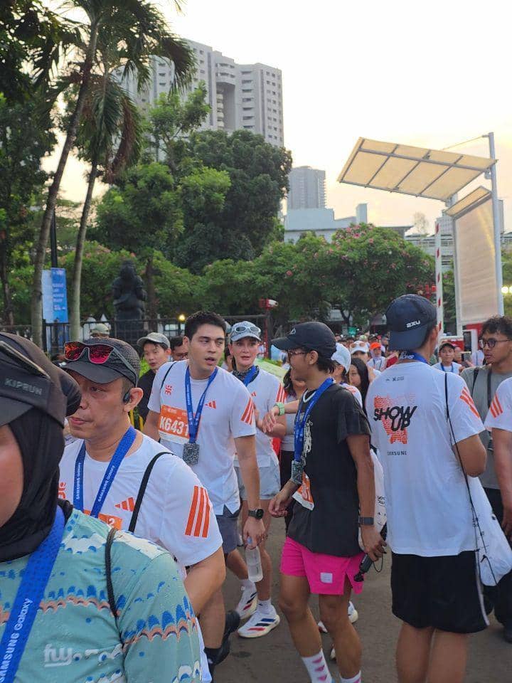 Maxime Bouttier dan Luna Maya ikut lari 5K di event JRF