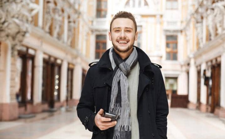 5 Zodiak Cowok yang Paling Gampang Bikin Cewek Gagal Move On