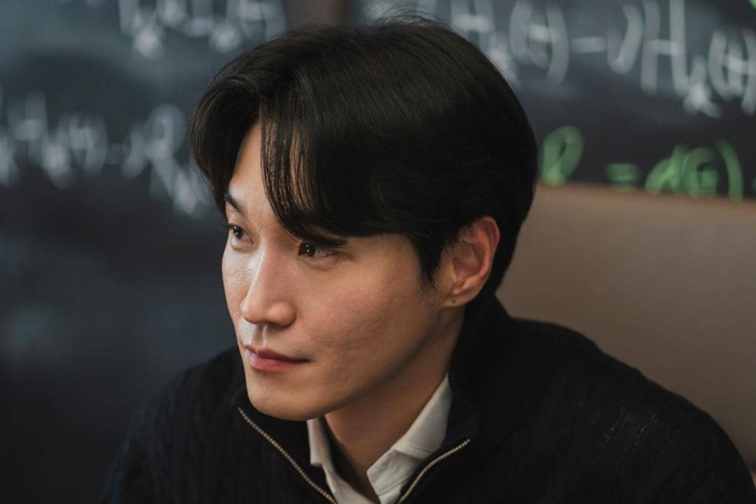 9 Kontribusi Lee Ji Hoon dalam Hidup Lim Yoo Jin di Drakor Between Steps