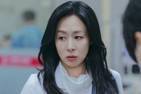 Profil Lee Jin Hee, Dokter Anestesi di Doctor X: Mafia In White