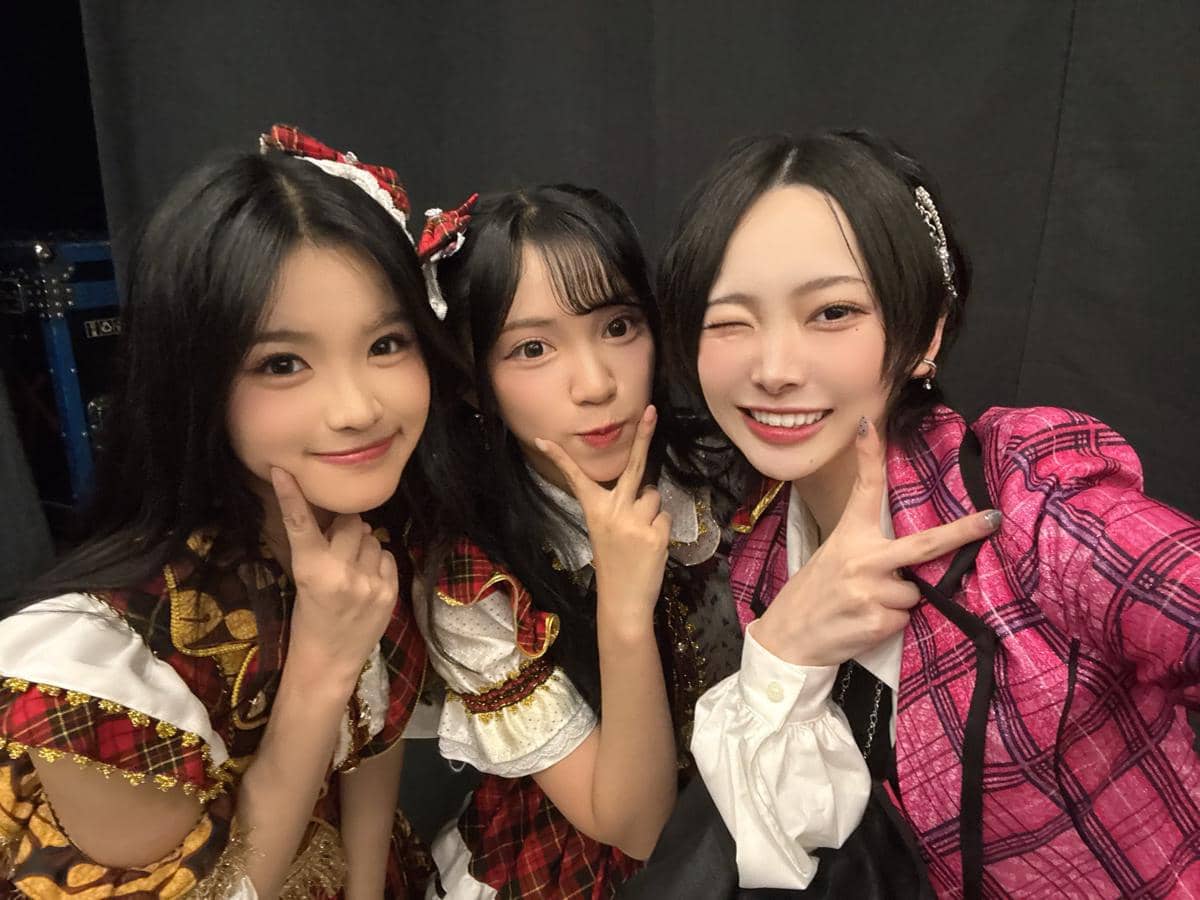 Member JKT48 dan AKB48 berkumpul dalam suasana kebersamaan di Meet and Greet Festival “Ayo Senyumlah”.