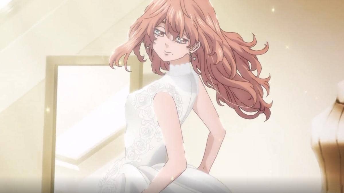 Hinata mencoba gaun pengantin putih dalam adegan Tokyo Revengers musim keempat produksi Lidenfilms.