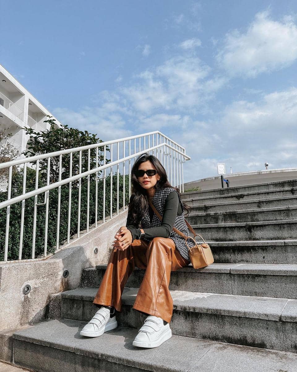 referensi outfit kuliah ala Audi Marissa