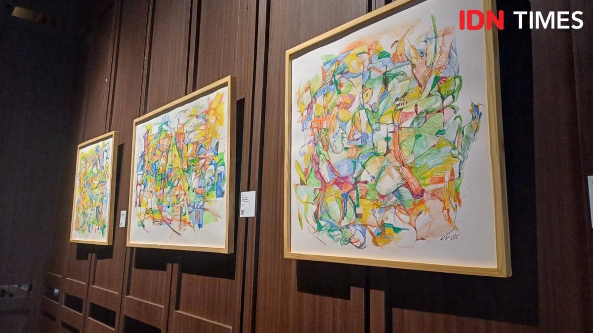Potret lukisan di Artotel Harmoni, Jakarta Pusat