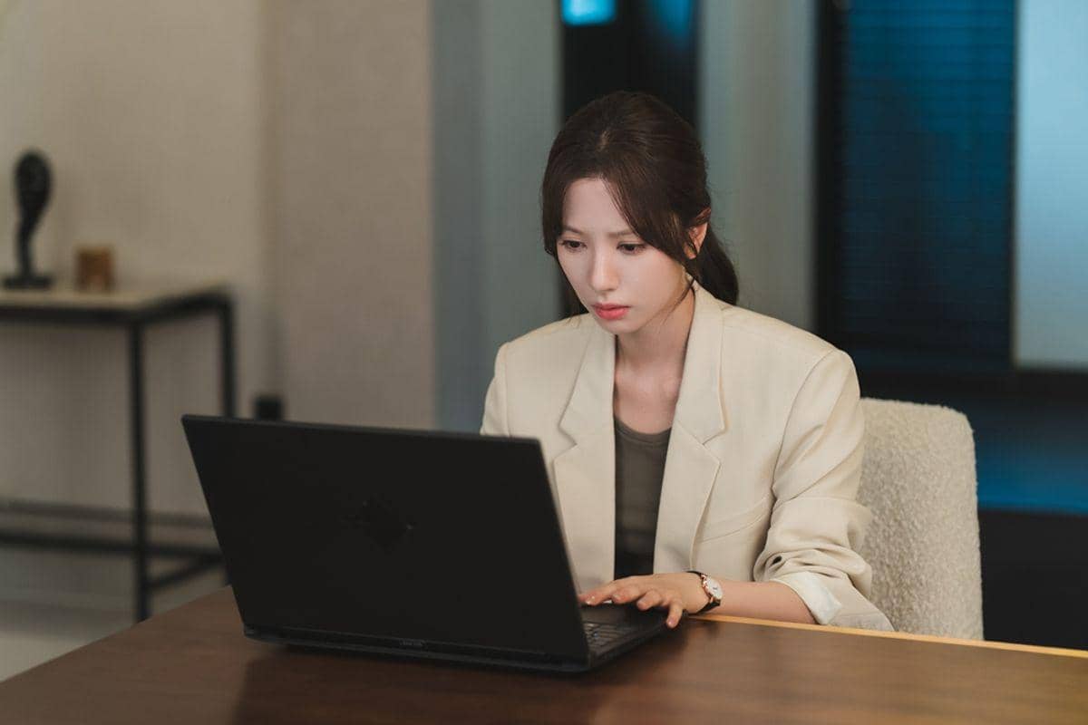 still cuts drama Dive Into You