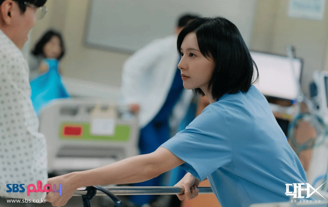 Cuplikan drama Korea Doctor X: Mafia in White