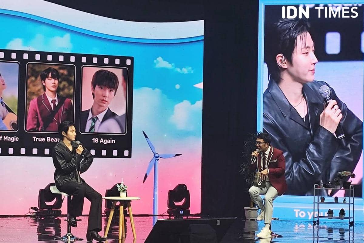 Sudah 35 Tahun, Hwang In Yeop Ngaku Enggan Pakai Seragam Sekolah Lagi