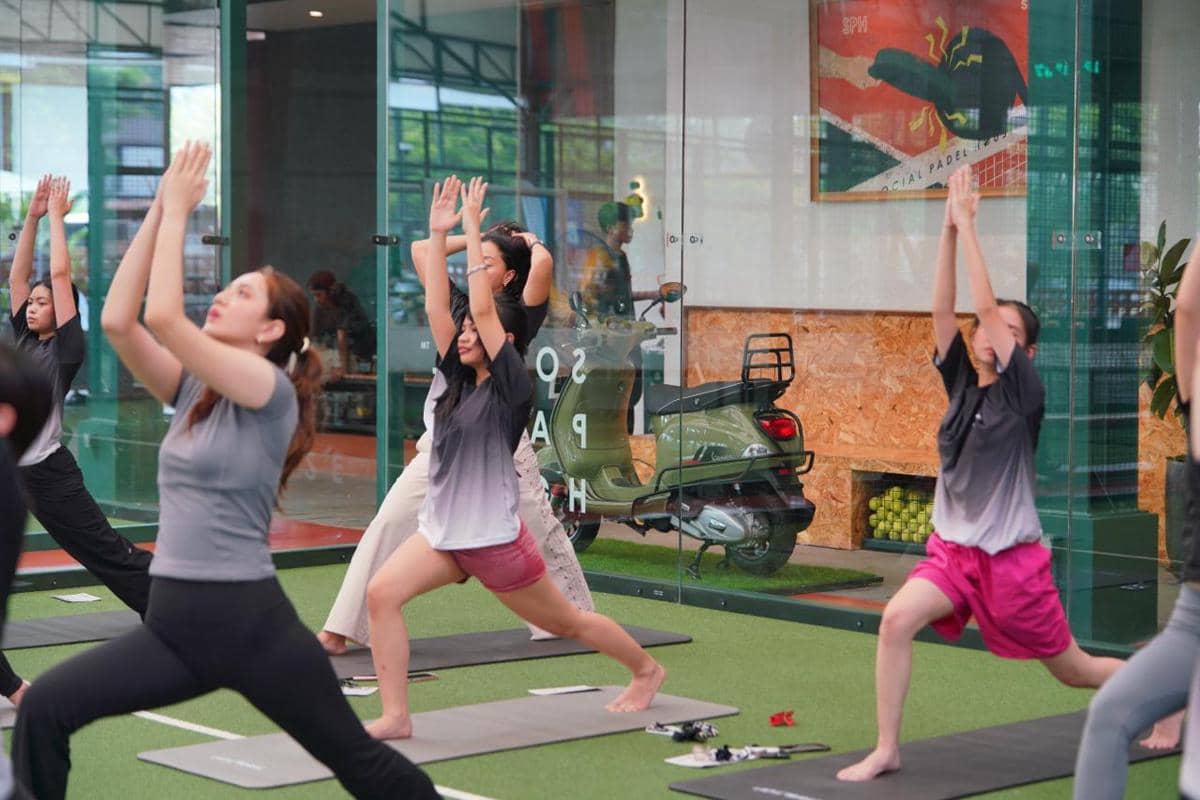 Acara "Vespa & you: An Active Afternoon to Experience Vespa S 150" di Social Padel House Urban Forest