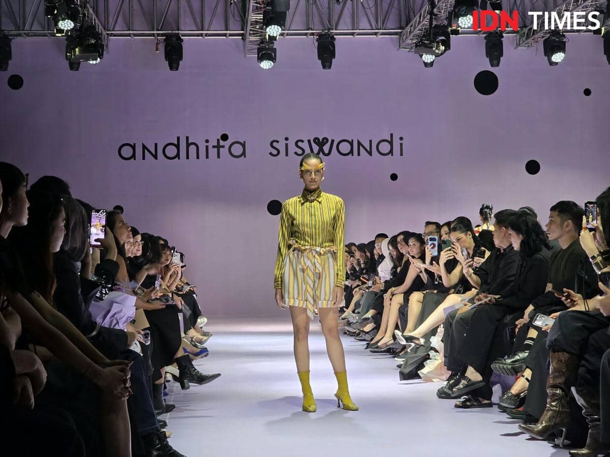Koleksi karya Andhita Siswandi, "ADORN", diluncurkan dalam show di Half Patiunus