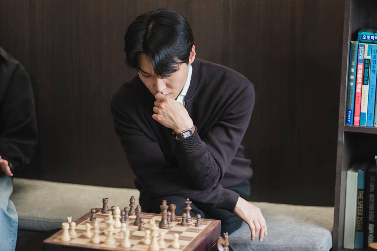 Cuplikan adegan dalam drama Between Steps dari unggahan akun Instagram ssubx22, memperlihatkan salah satu momen serial tersebut.