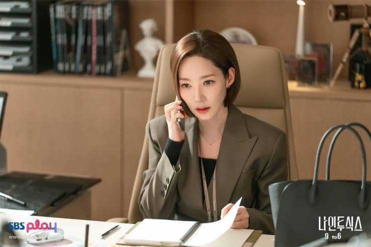 6 Drakor Park Min Young yang Berperan sebagai Pegawai Kantoran