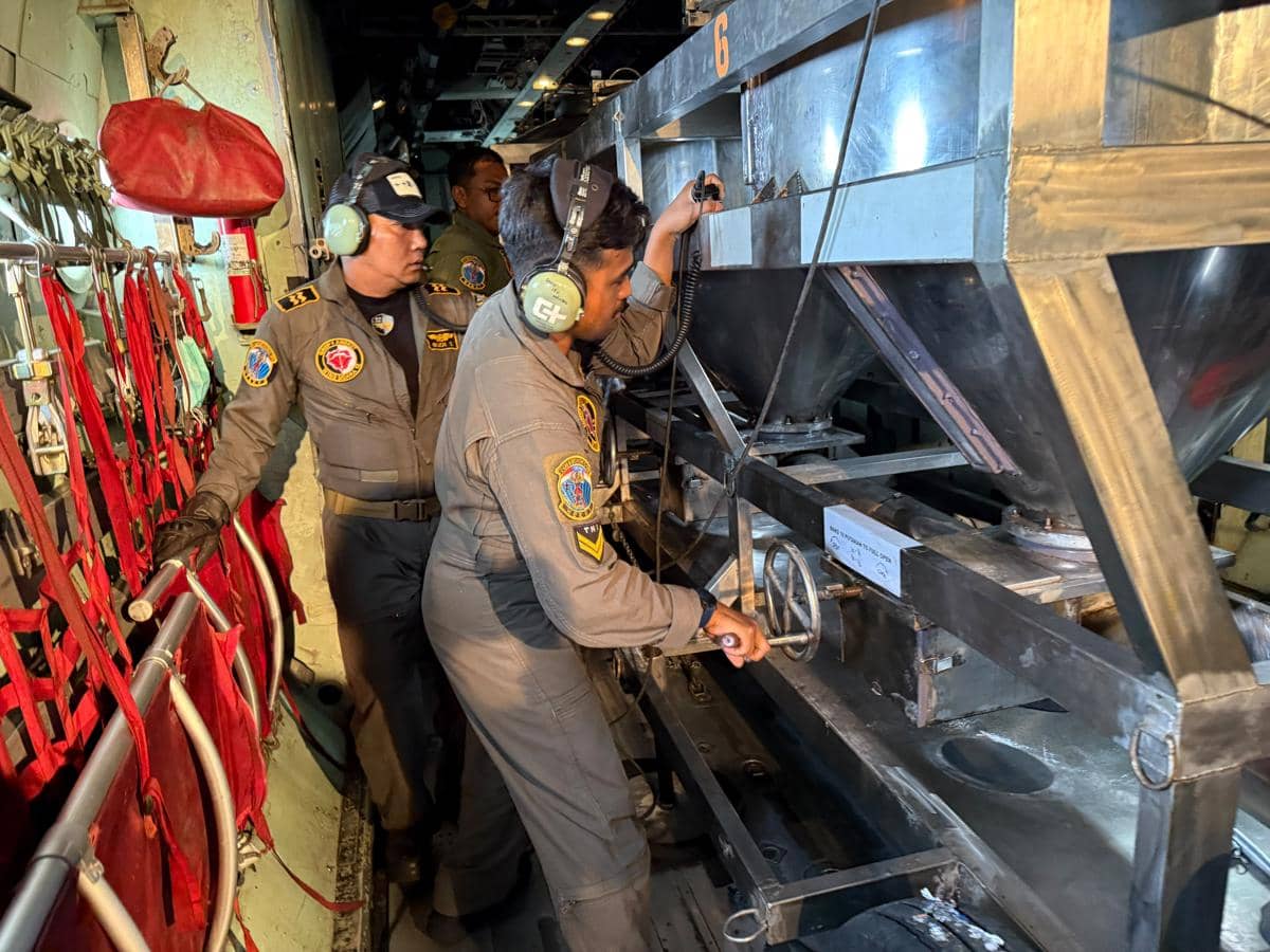Dry Ice, TNI AU