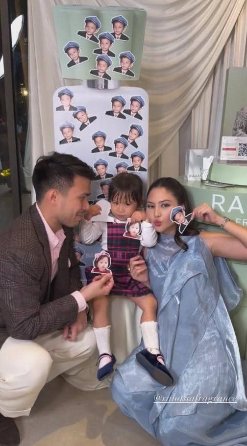 Jessica Mila dalam momen gender reveal kehamilan keduanya yang dibagikan melalui akun Instagram pribadinya.