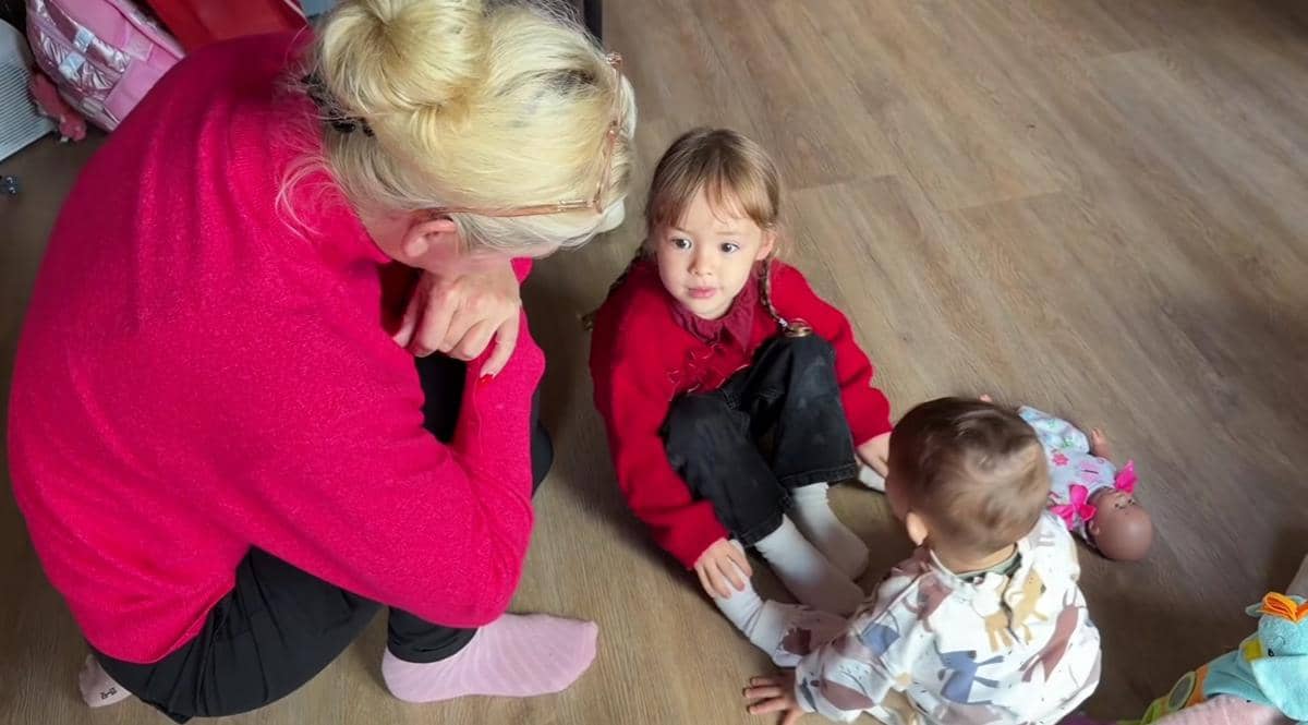 Tampilan daycare ibunda Justin Hubner dalam video yang diunggah kanal YouTube The Hubners sebagai konten keluarga.