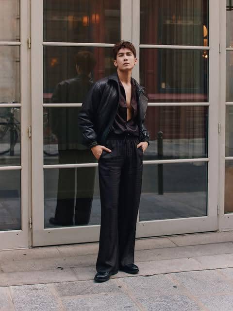 OOTD Pakai Loafers Shoes ala Mew Suppasit