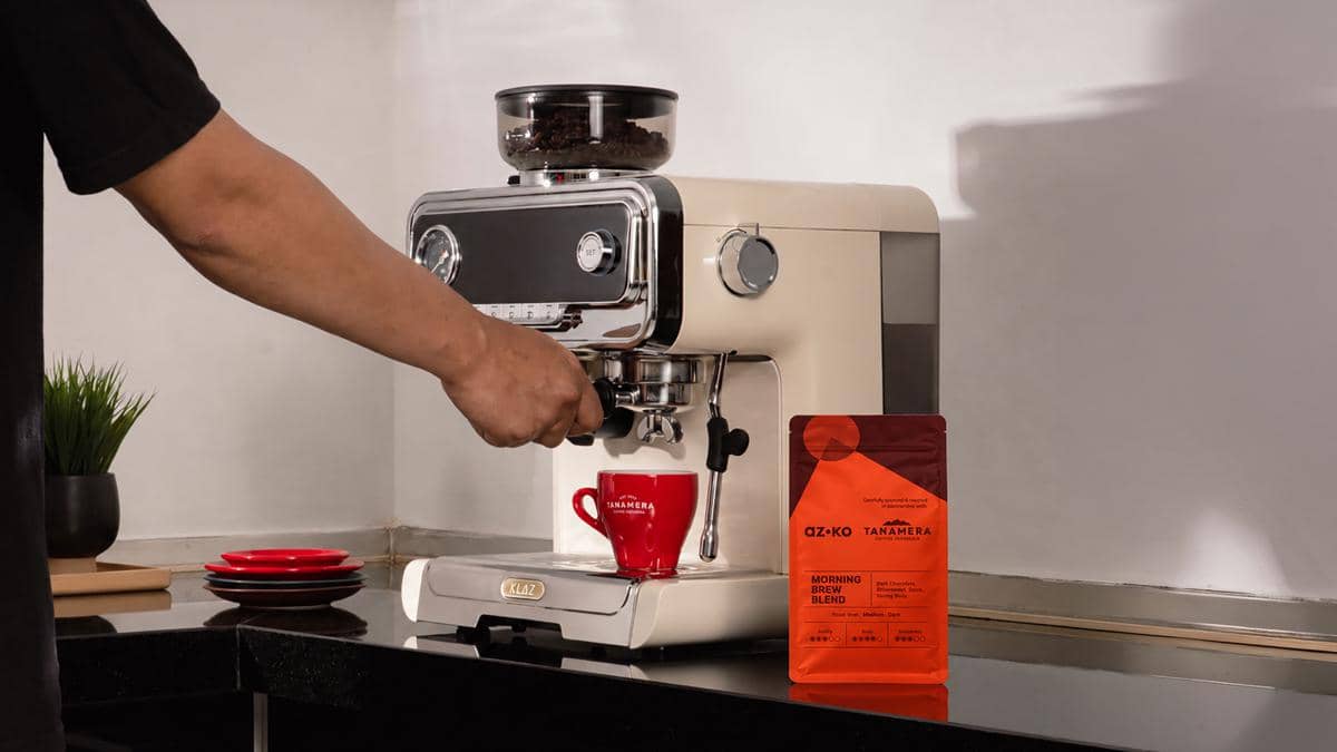 Suka Ngopi di Rumah? AZKO dan Tanamera Luncurkan Morning Brew Blend