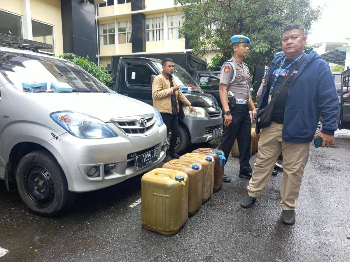 Selundupkan BBM Subsidi, 25 Orang Pelaku Ditangkap Polda Sumbar