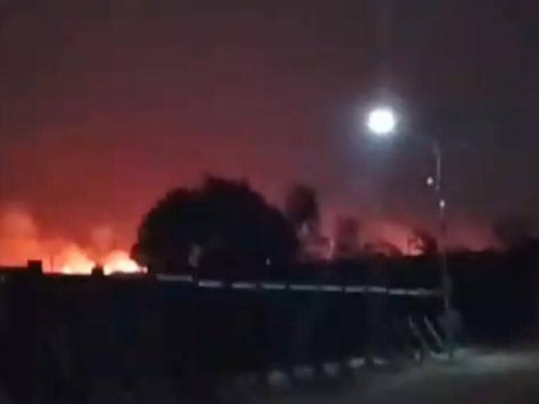 Penampakan api karhutla di kawasan Way Kambas, Lampung Timur melalap pagar barrier penanggulangan konflik gajah