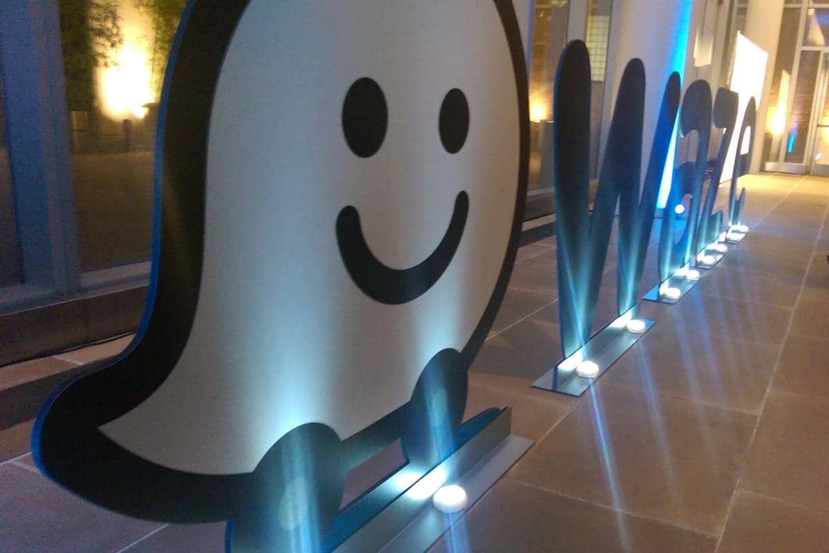 Logo aplikasi media sosial Waze.