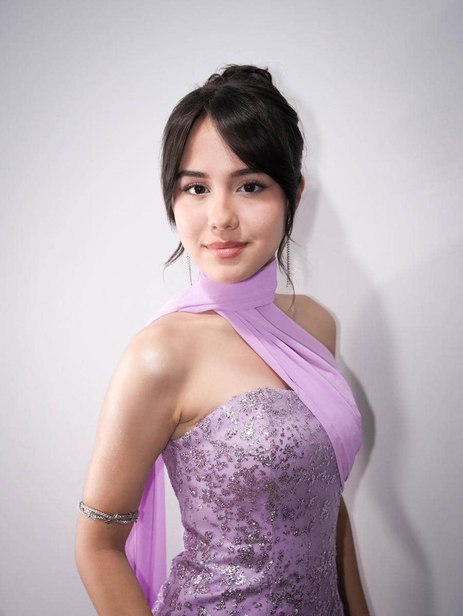 ide makeup untuk remaja ala Nicole Rossi