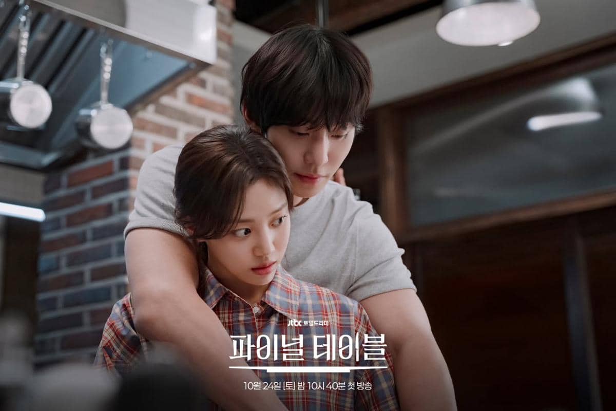 Hong Hwa Yeon dan Ahn Hyo Seop di drama Final Table