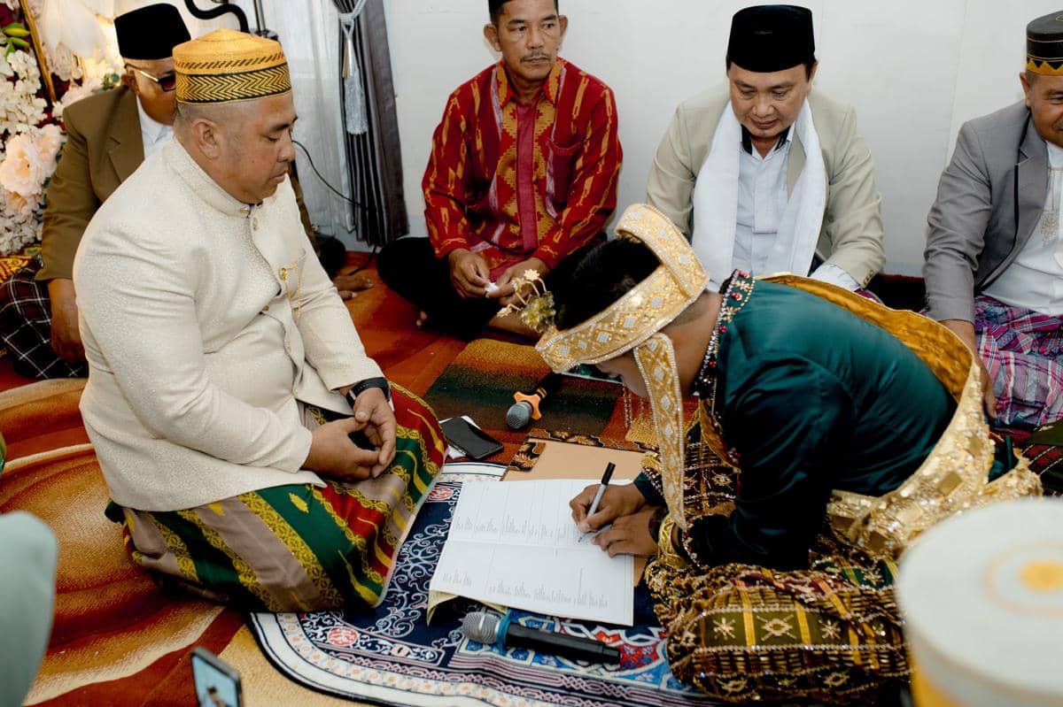 Apakah Saksi Nikah Harus Terlibat saat Rumah Tangga Runyam?