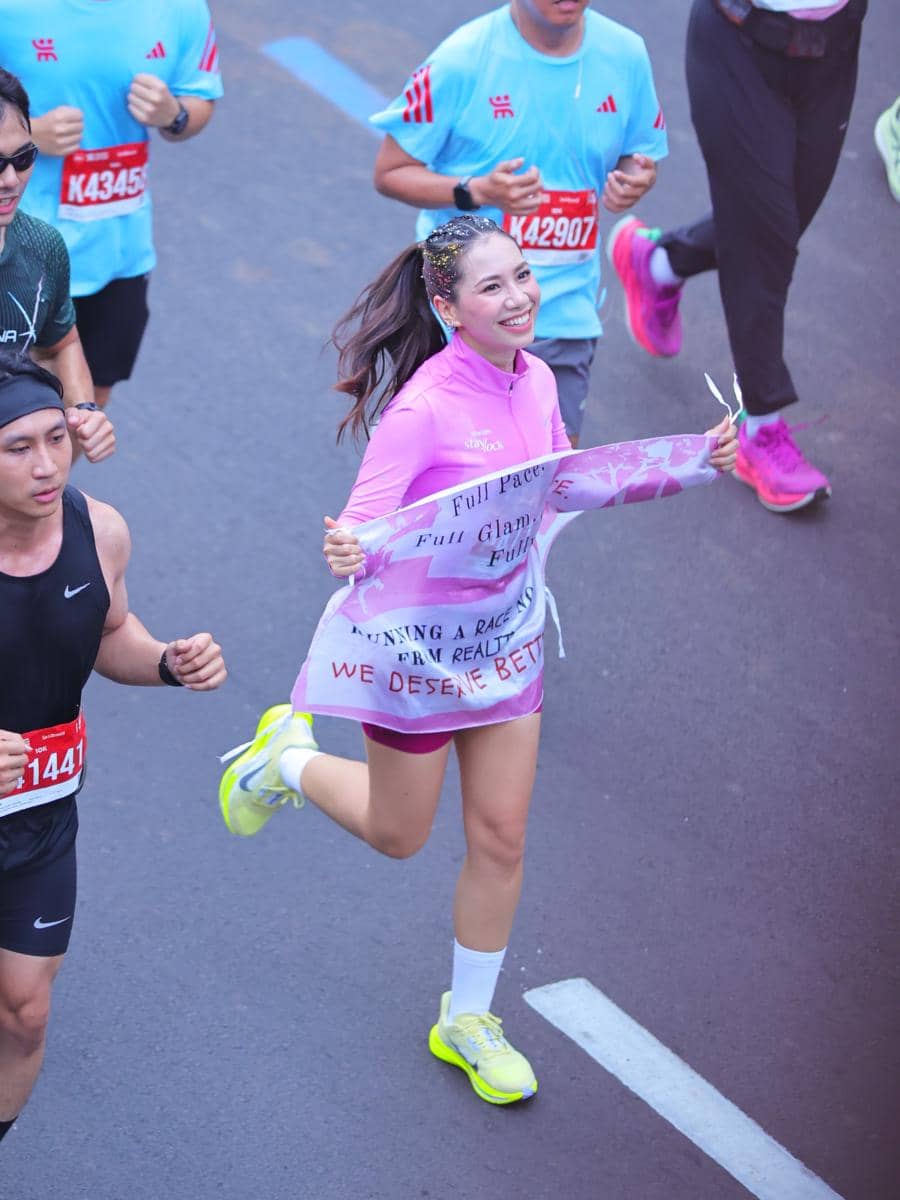 Abel Cantika raih PB saat lari 10K di Jakarta Running Festival 2026