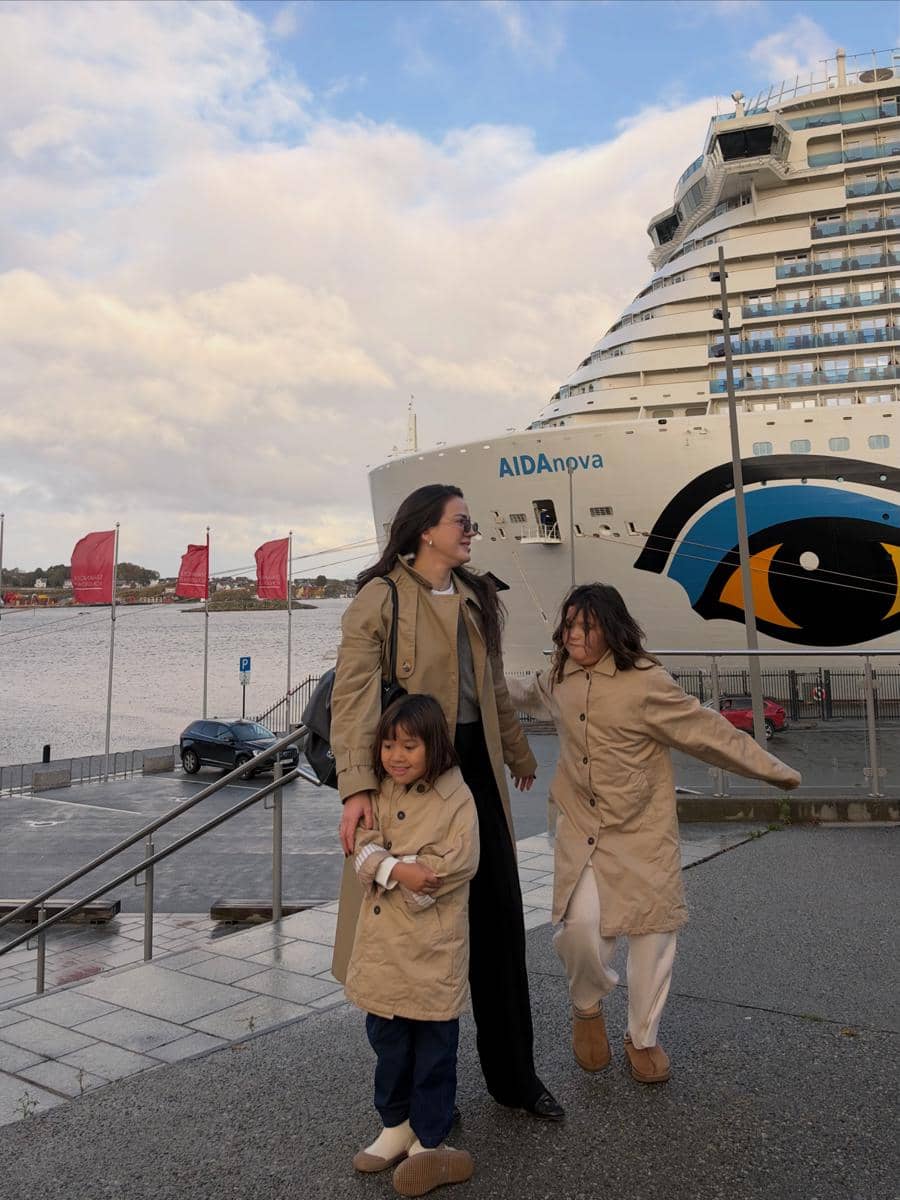 Alice Norin dan keluarga liburan di Kota Stavanger, Norwegia