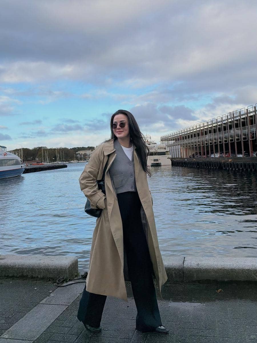 Alice Norin dan keluarga liburan di Kota Stavanger, Norwegia